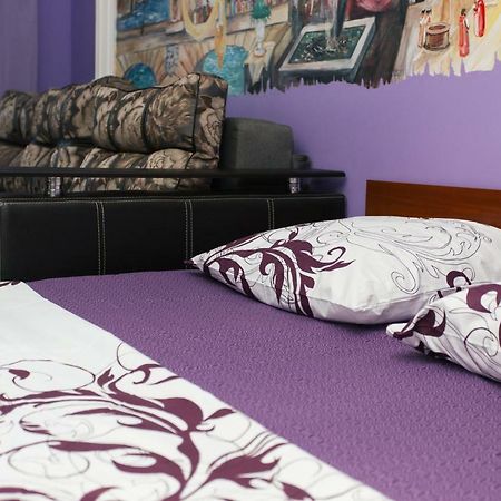 Vip Apartmens Faraon On Illinskaya 1 Floor 수미 외부 사진