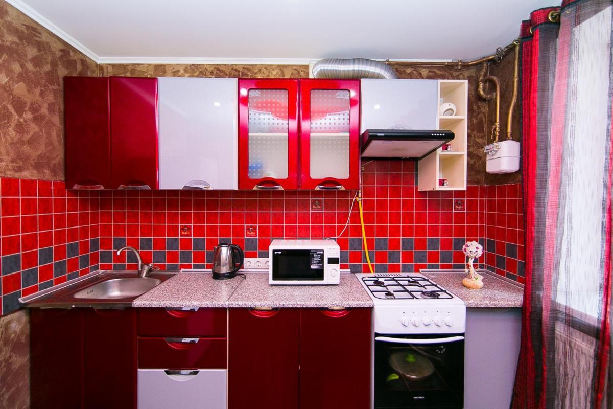 Vip Apartmens Faraon On Illinskaya 1 Floor 수미 외부 사진